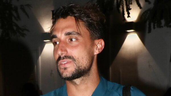 Ο Σάκης Κατσούλης