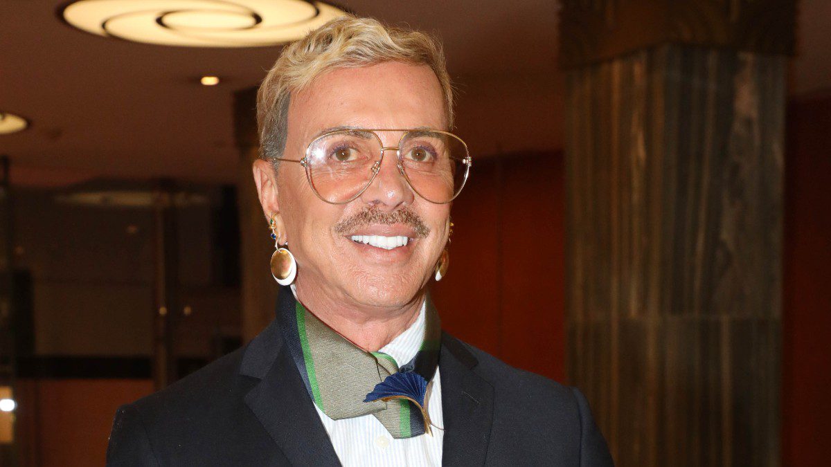 Λάκης Γαβαλάς