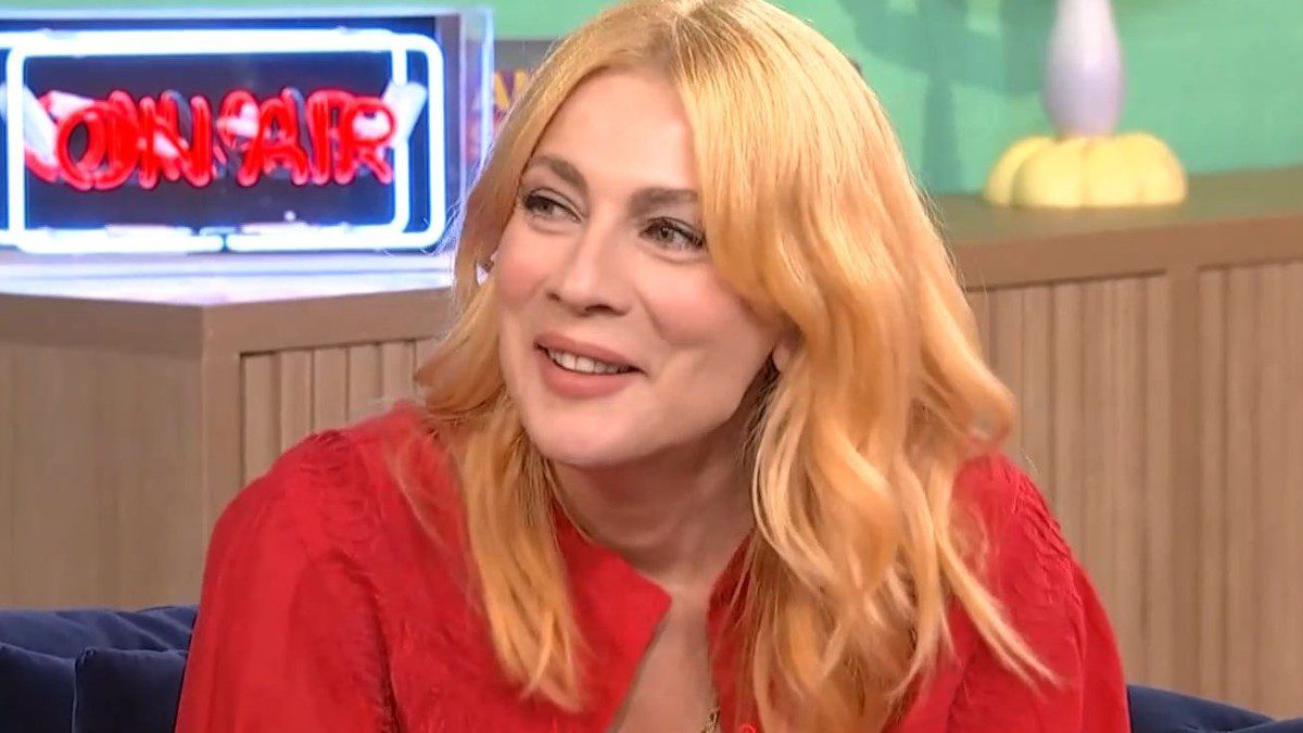 Σμαράγδα Καρύδη