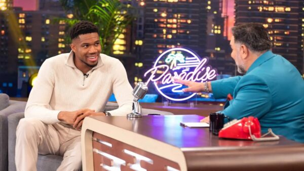 Ο Γιάννης Αντετοκούνμπο στο The 2night Show