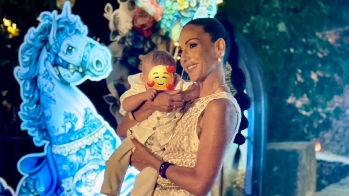 Η Ανθή Βούλγαρη και ο γιος της