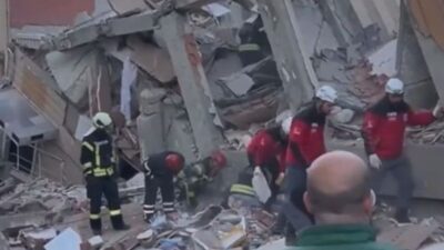 Το κτίριο που κατέρρευσε στην Κωνσταντινούπολη