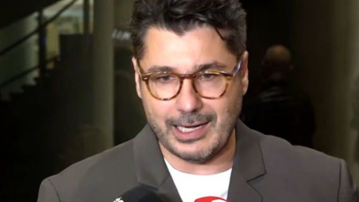 Ο Λάμπρος Κωνσταντάρας στο Breakfast at Star