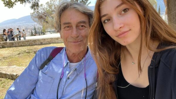 Η Λήδα Μανθοπούλου με τον πατέρα της