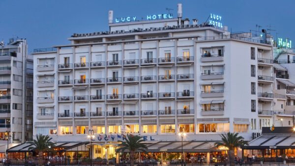 lucy hotel χαλκίδα