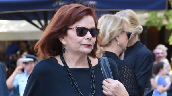 Η Νόρα Κατσέλη