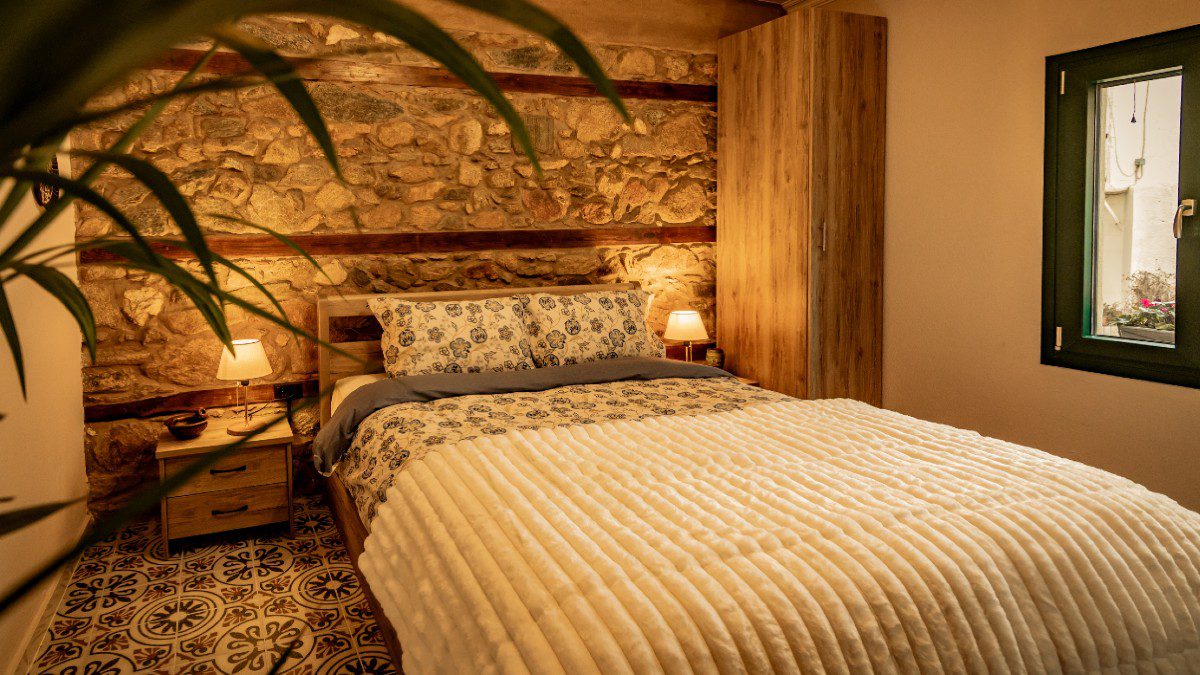 Sohos Traditional Homes