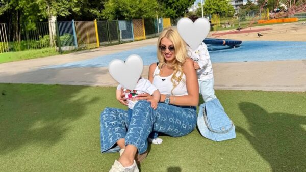 Η Κωνσταντίνα Σπυροπούλου και τα παιδιά της