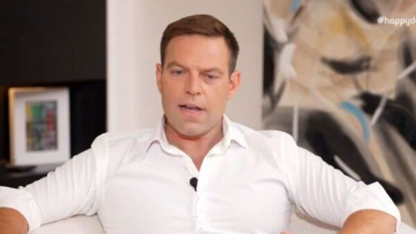 Ο Στέφανος Κασσελάκης στο Happy Day