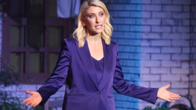 Η Σία Κοσιώνη στο θέατρο