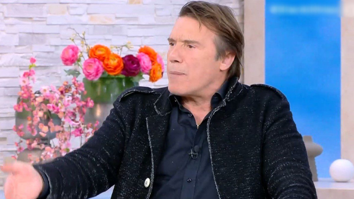 Στράτος Τζώρτζογλου