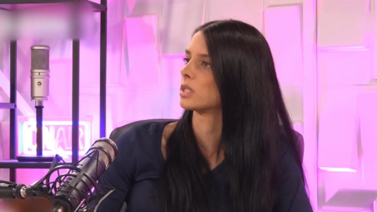 Άννα Μπεζάν