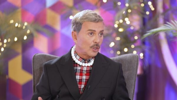 Λάκης Γαβαλάς