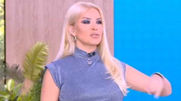 Η Κατερίνα Καινούργιου στο Super Κατερίνα