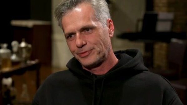 Ο Μάριος Αθανασίου στο Τζενερέσιον ΣΚ