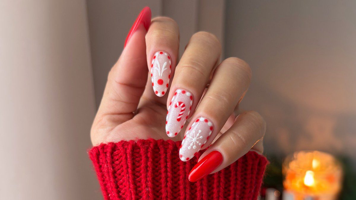 χριστουγεννιάτικα νύχια