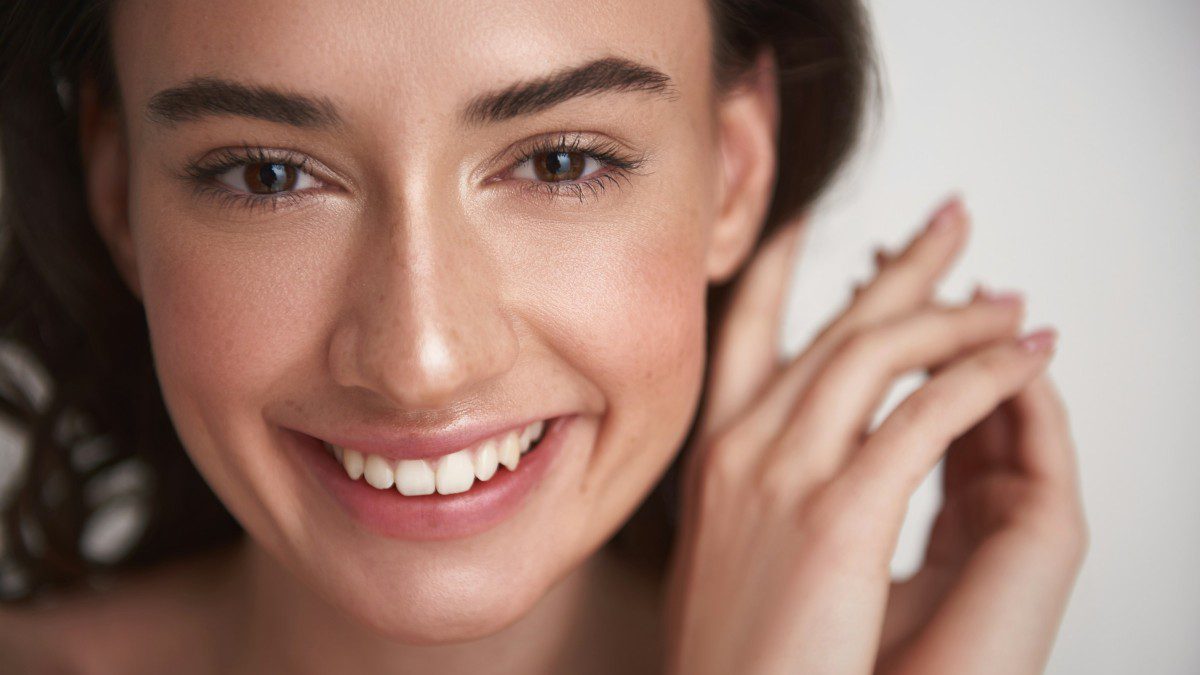 Glow Mode: ON - Αυτό είναι το χριστουγεννιάτικο δώρο της χρονιάς για κάθε γυναίκα