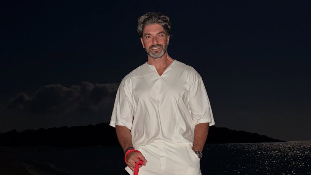 Ο Σπύρος Μαρτίκας στα social media