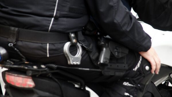 χειροπέδες