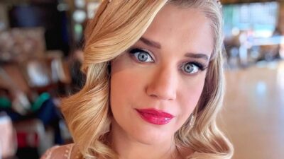 Η Τζένη Θεωνά