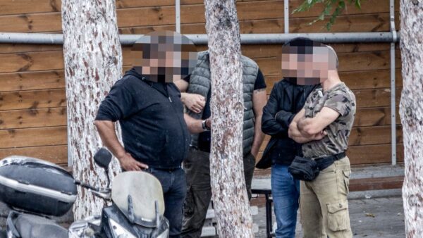 κάτοικοι στα βορίζια