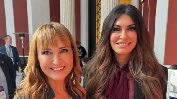 Μάρα Ζαχαρέα - Κίμπερλι Γκίλφοιλ