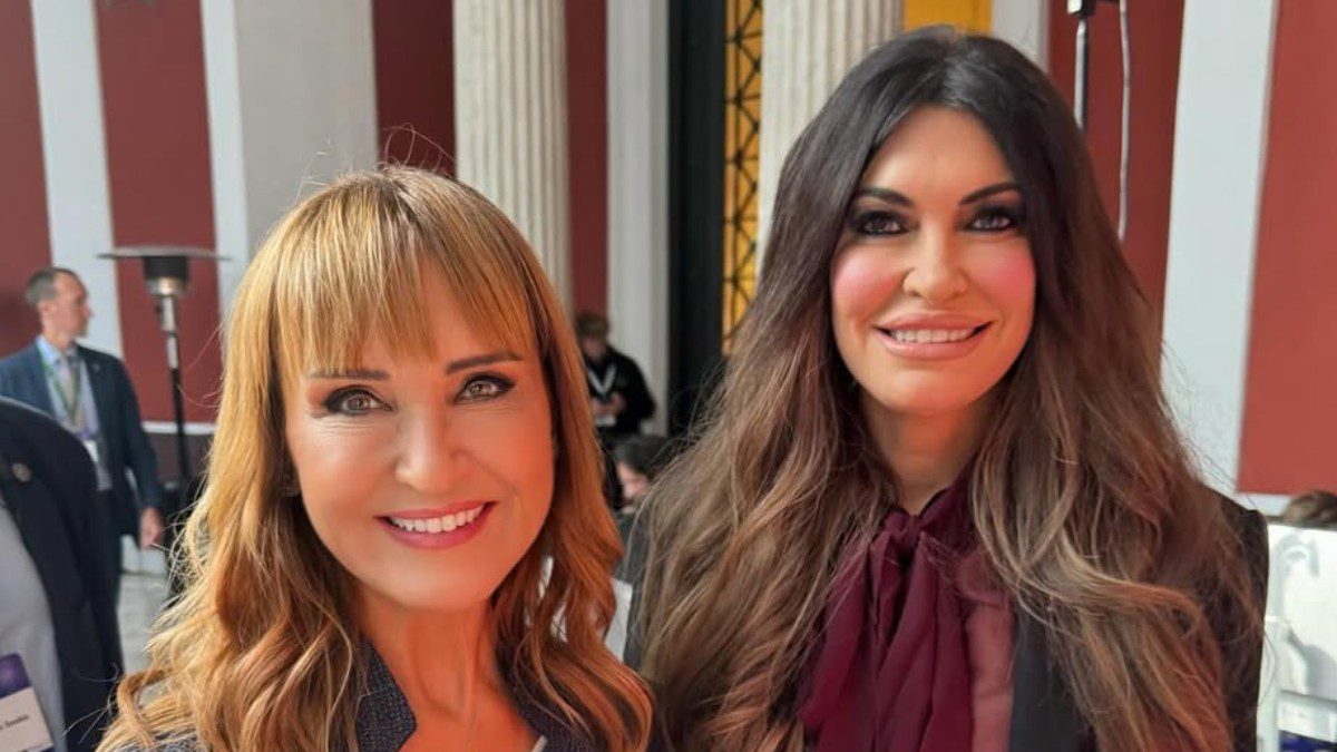 Μάρα Ζαχαρέα - Κίμπερλι Γκίλφοιλ