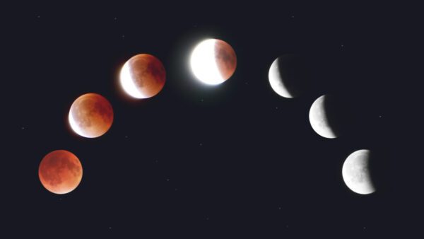 Το φεγγάρι σε διάφορες φάσεις του