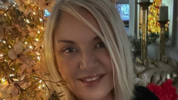 Ρούλα Κορομηλά