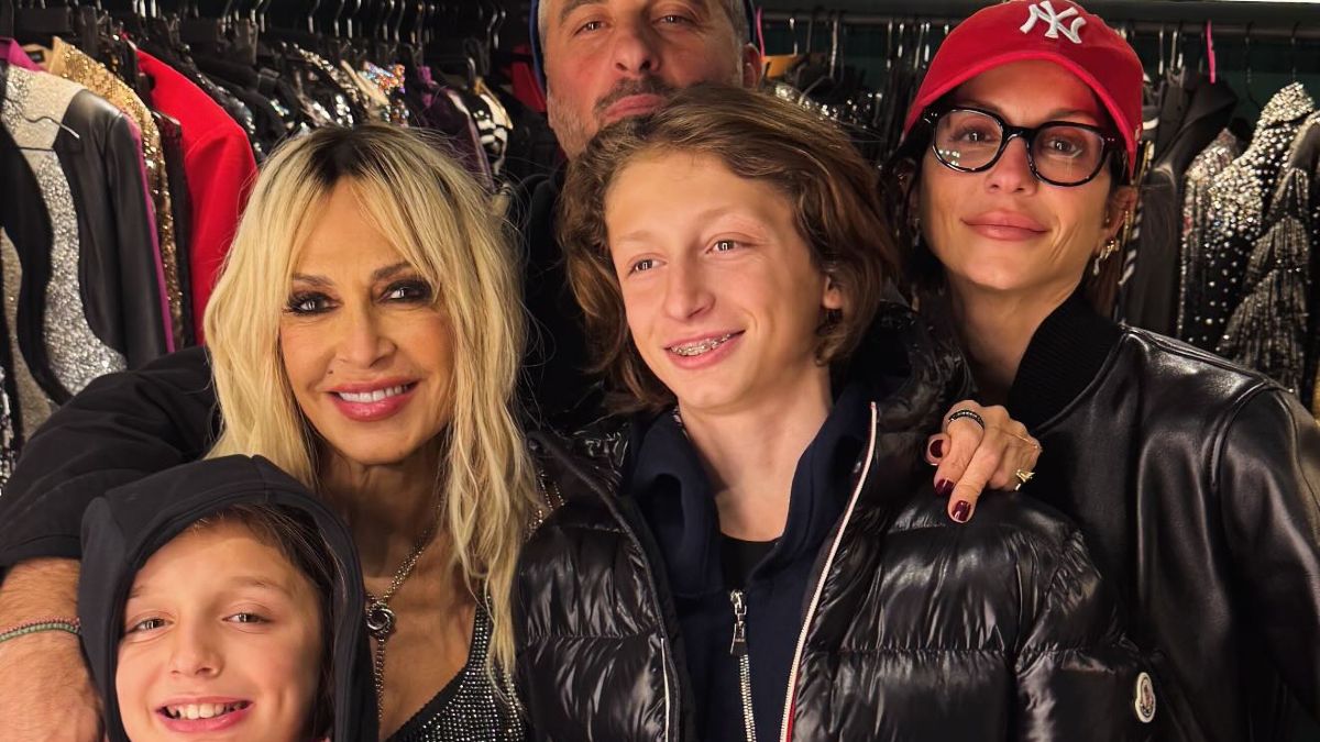 Γενέθλια για την Άννα Βίσση