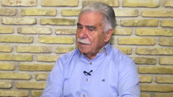 Βασίλης Σκουλάς