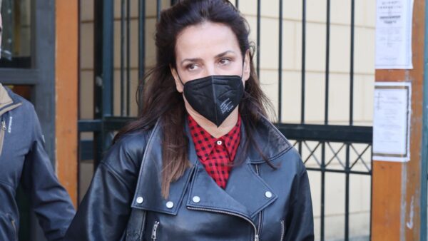 Η Δήμητρα Ματσούκα έξω από το δικαστήριο