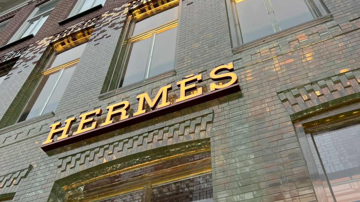 Αυτή είναι η αυθεντική Hermès Birkin που πουλήθηκε για 2,86 εκατομμύρια δολάρια