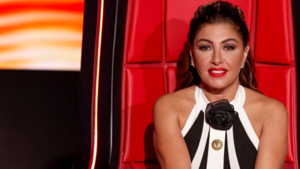 Έλενα Παπαρίζου