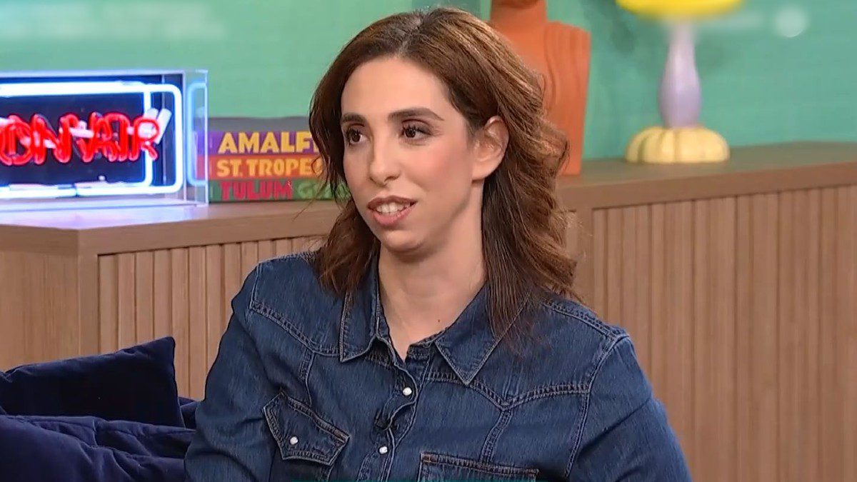 Έλενα Χαραλαμπούδη