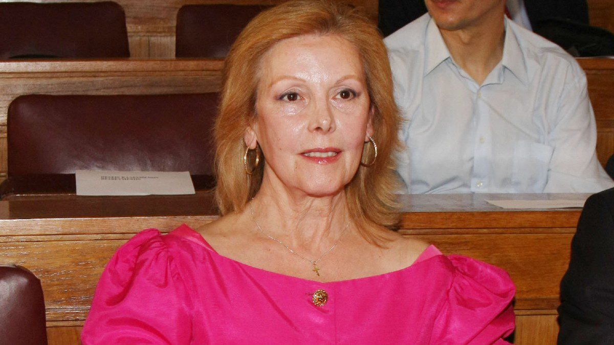 Τόνια Καζιάνη