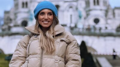 To travel look της Αθηνάς Οικονομάκου στο Παρίσι