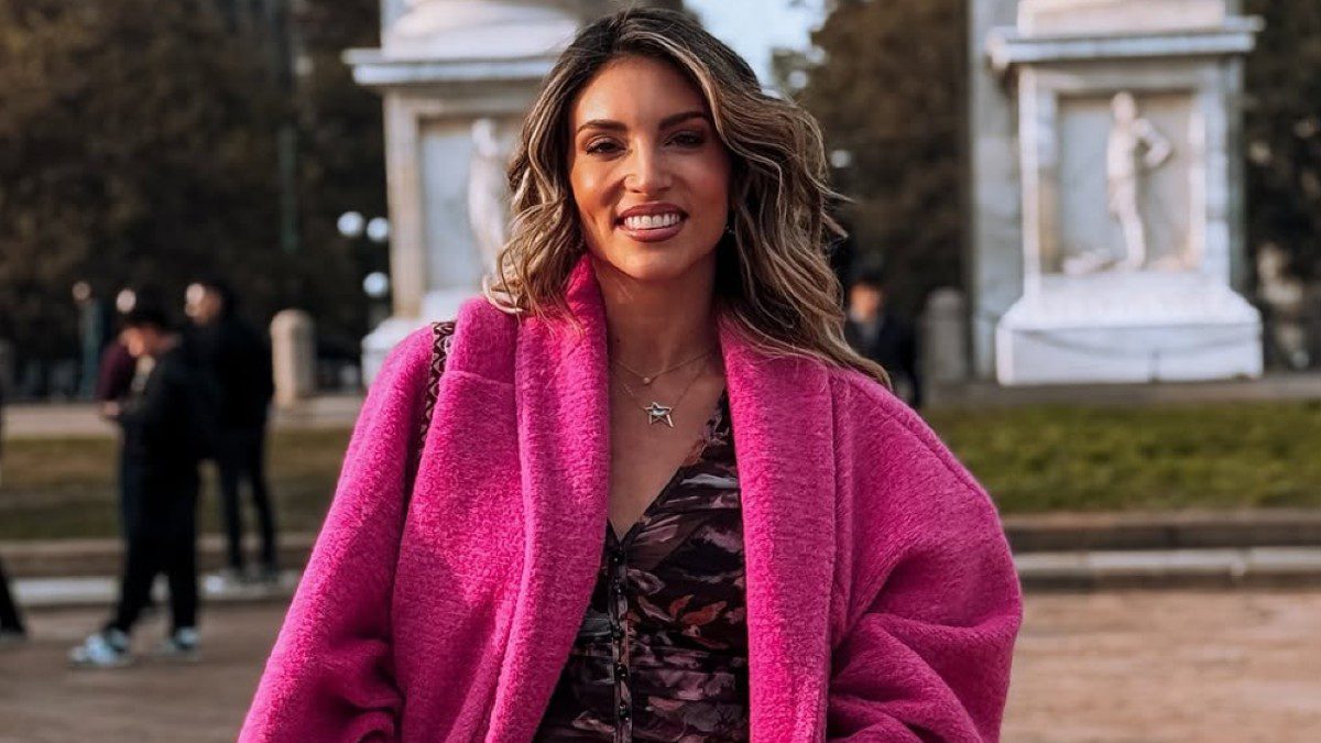 Η Αθηνά Οικονομάκου σε έξοδό της