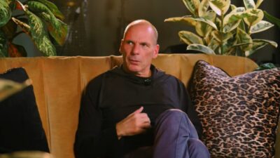 Ο Γιάννης Βαρουφάκης στο Youtube