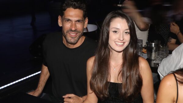 Ο Γιάννης Σπαλιάρας με την σύντροφό του