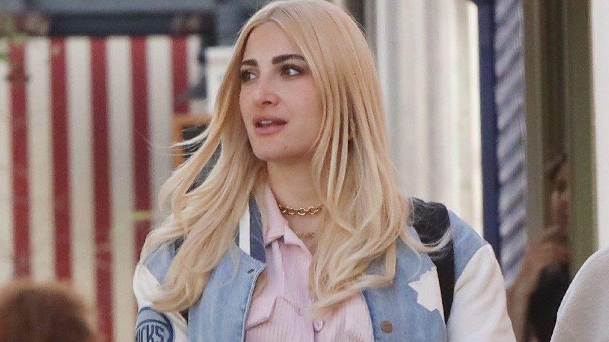 Η Ιωάννα Τούνη σε έξοδό της