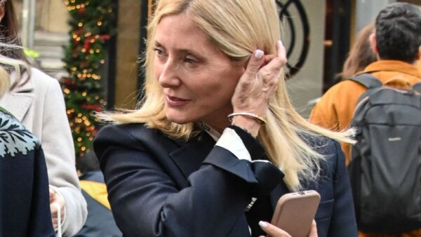 Η Μαρί Σάνταλ στην Αθήνα