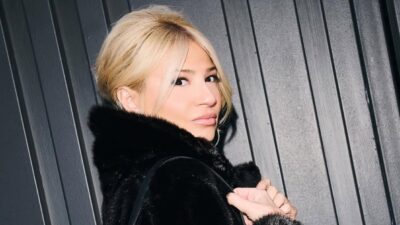 Η Φαίη Σκορδά με γούνα