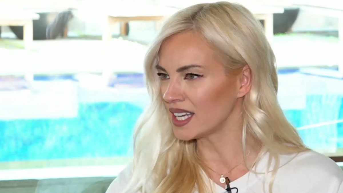 Τζούλια Νόβα