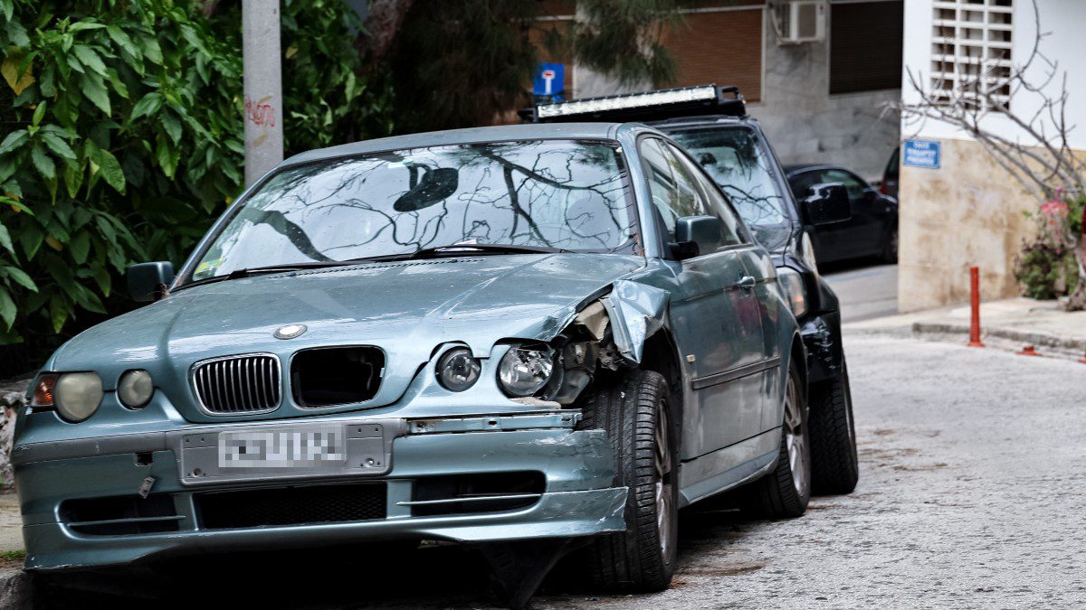 Οι ζημιές που προκάλεσε η τραγουδίστρια στο Κολωνάκι