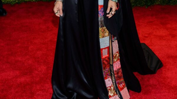 statement λεπτομέρεια σε Look