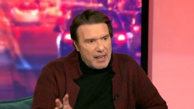 Στράτος Τζώρτζογλου