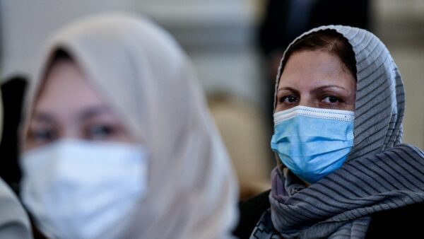 γυναίκα με μπούρκα