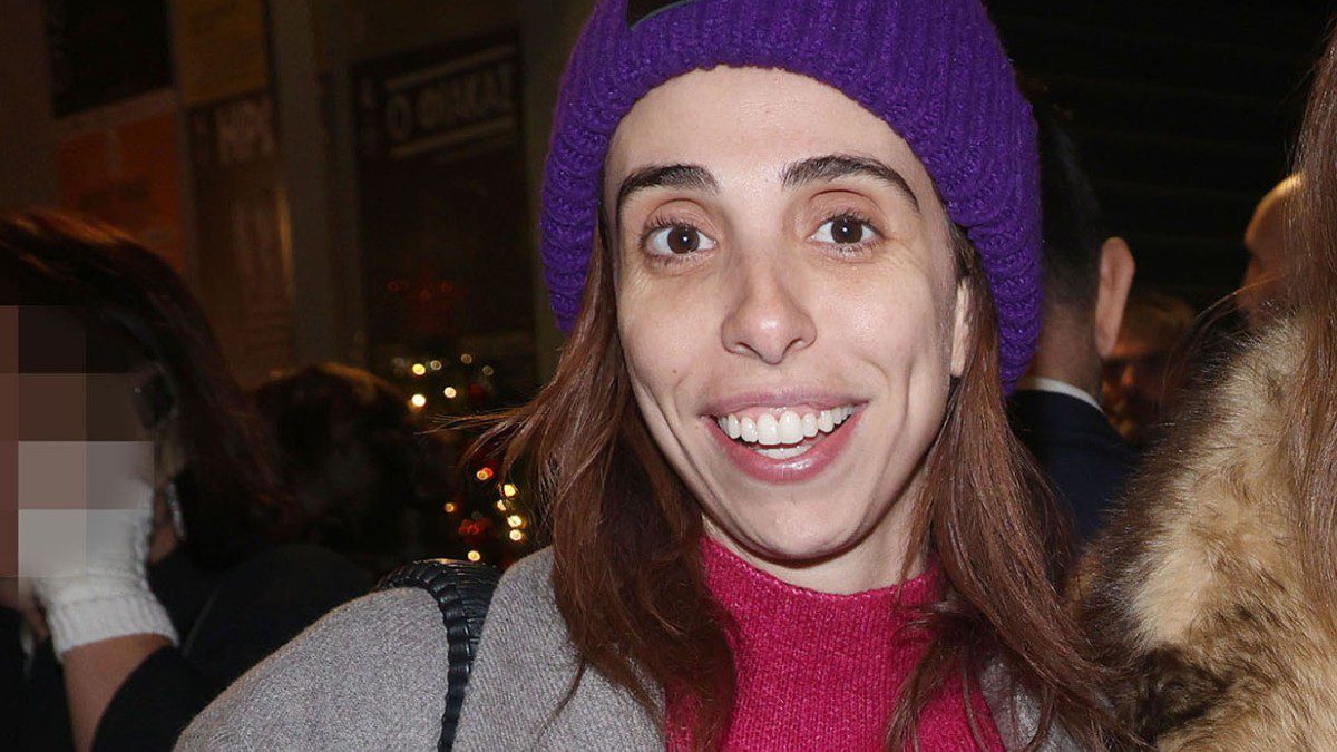 Έλενα Χαραλαμπούδη