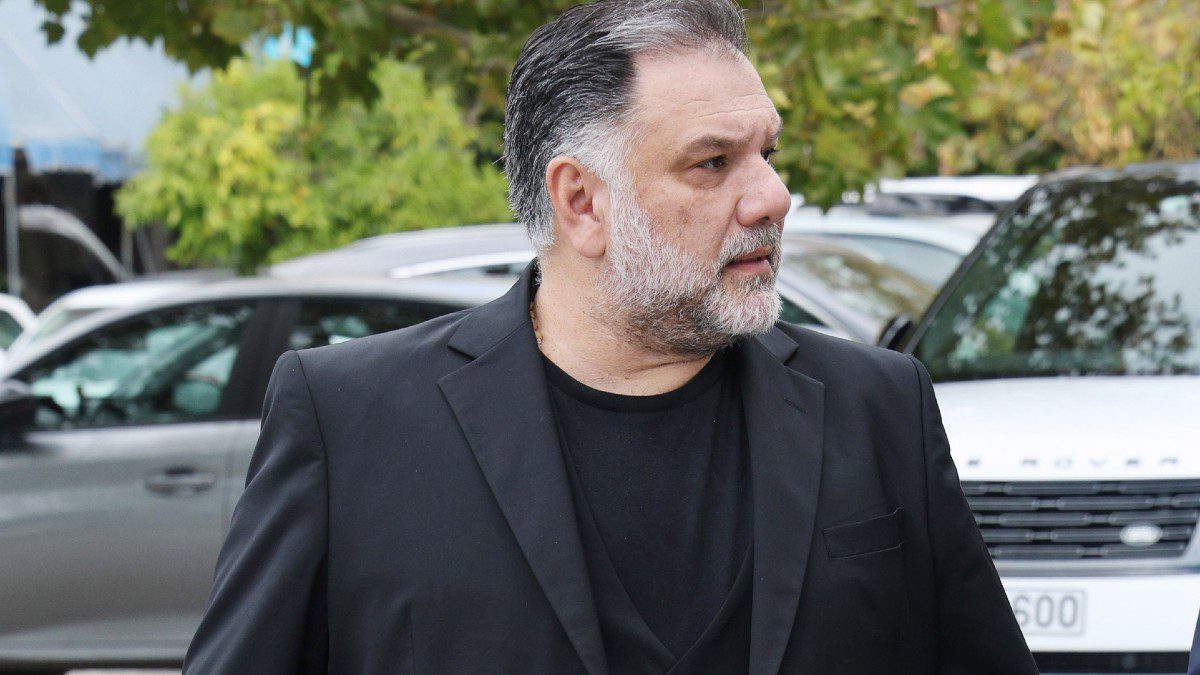 Γρηγόρης Αρναούτογλου